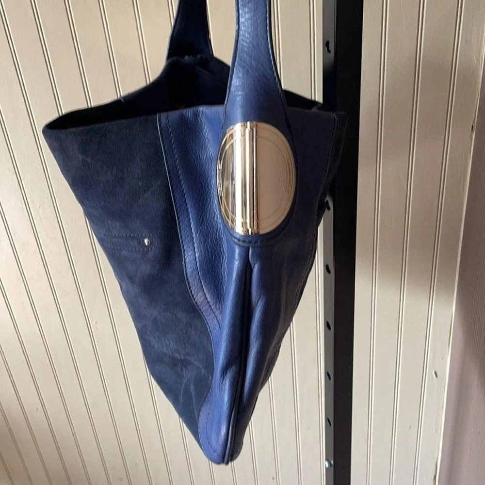 B. Makowsky ble hobo shoulder bag